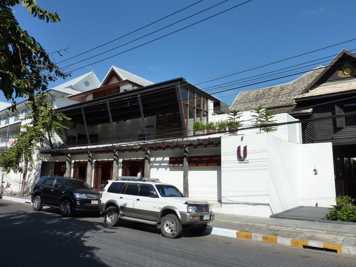 รูปถ่าย ไทย(Thailand) เชียงใหม่(Chiang Mai) ถนนราชดำเนิน(Rachadamnoen road) 2009-12 4