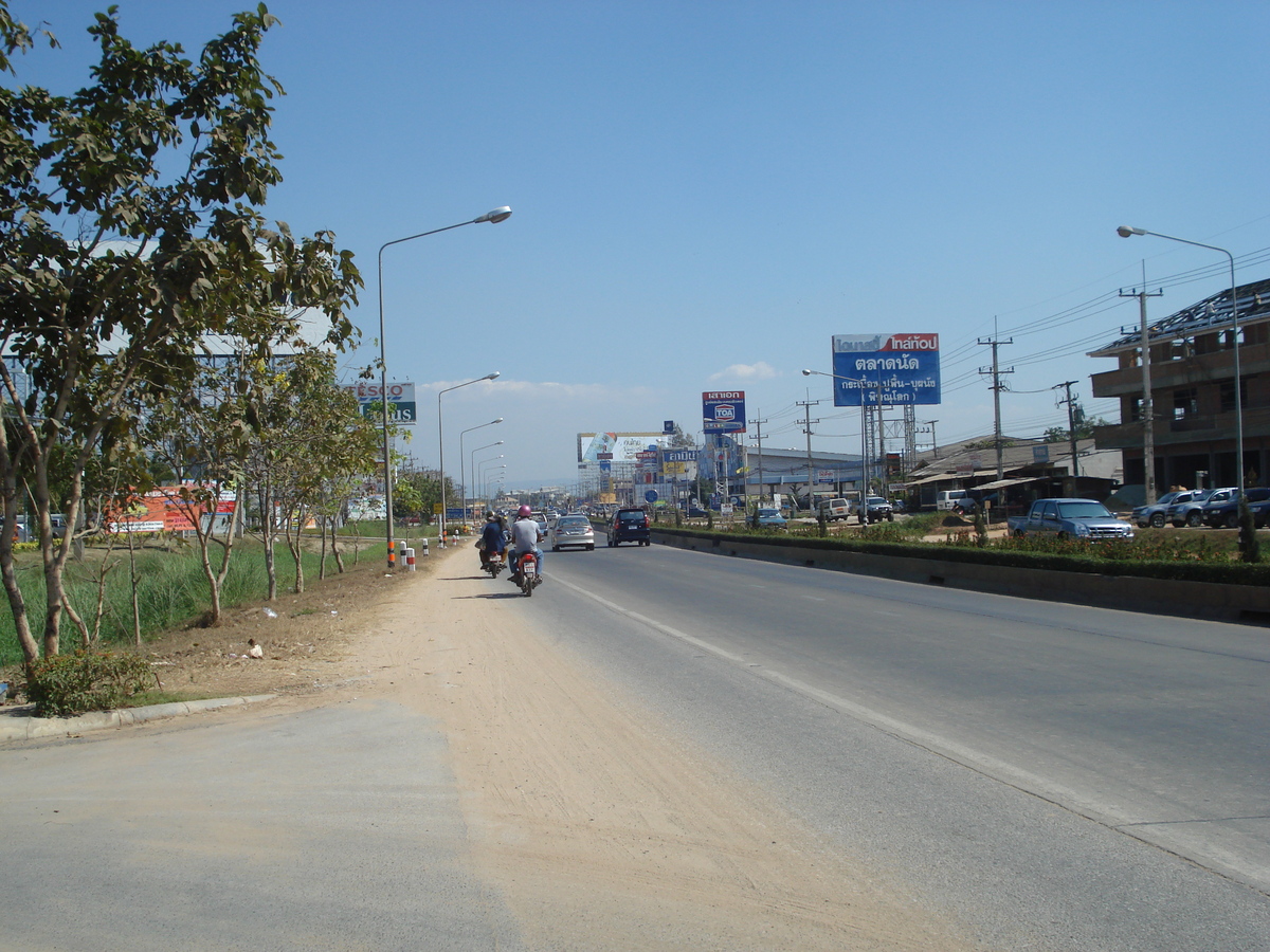 รูปถ่าย ไทย(Thailand) พิษณุโลก(Phitsanulok) ถนนมิตรภาพ(Mittraparp Road) 2008-01 88