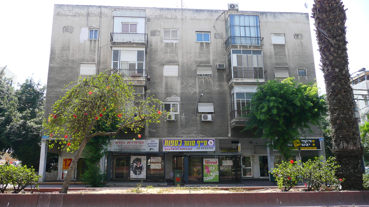 รูปถ่าย อิสราเอล(Israel) เทลอาวีฟ(Tel Aviv) ถนนอิบน์กบีรอล(Ibn Gvirol Street) 2007-06 42