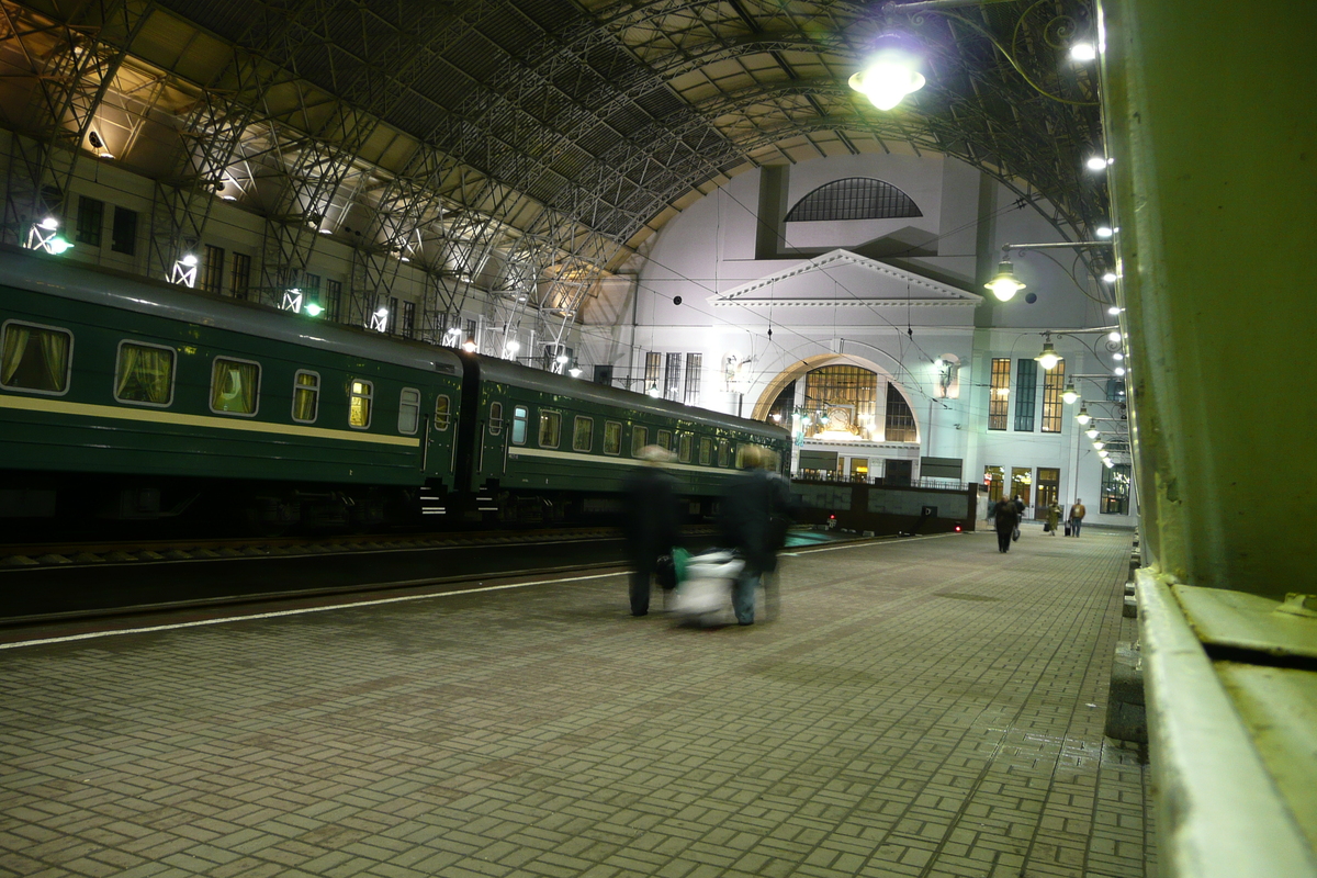 รูปถ่าย รัสเซีย(Russia) มอสโก(Moscow) สถานีรถไฟเคียฟสกี(Kiyevsky Railway Station) 2007-11 4