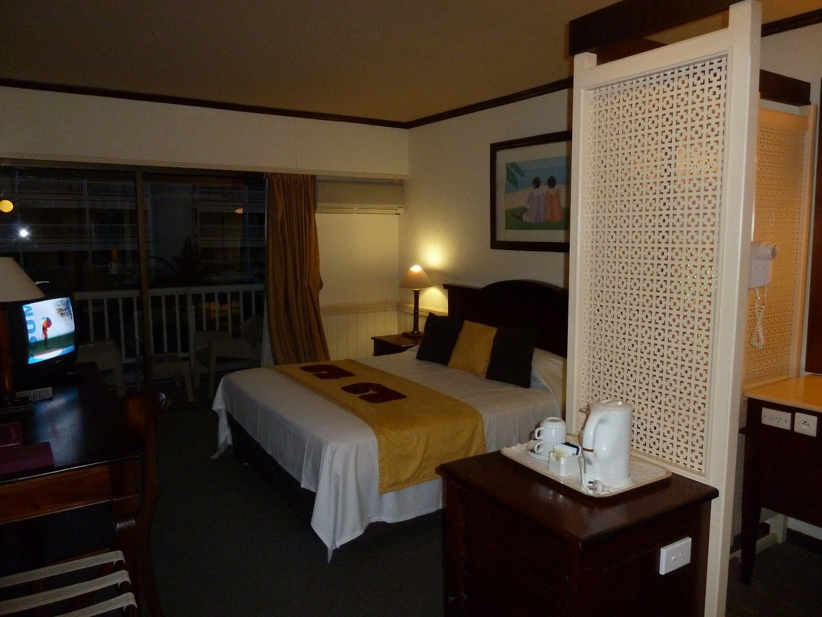 รูปถ่าย นิวแคลิโดเนีย(New Caledonia) โรงแรมเลอเซิร์ฟ นูเมอา(Le Surf Hotel Noumea) 2010-05 14