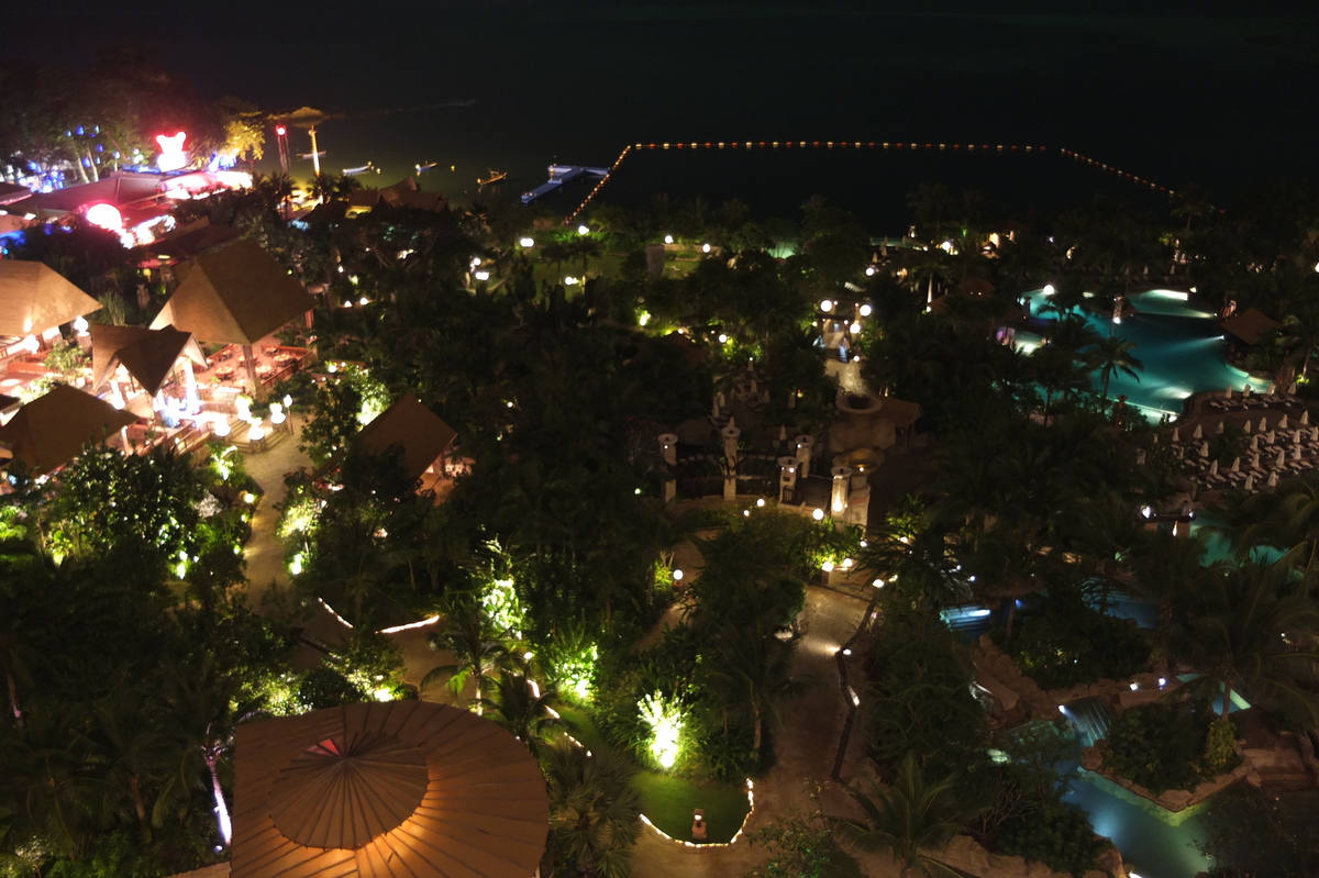 รูปถ่าย ไทย(Thailand) พัทยา(Pattaya) โรงแรมเซ็นทารา(Centara Hotel) 2012-12 53