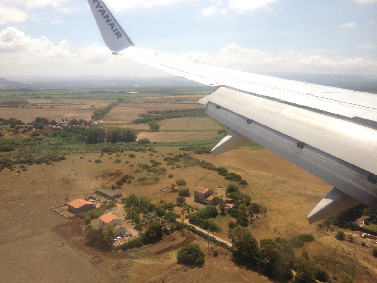 รูปถ่าย อิตาลี(Italy) ซาร์ดิเนีย(Sardinia) สายการบินอีซีเจ็ต(Easyjet) 2015-06 12