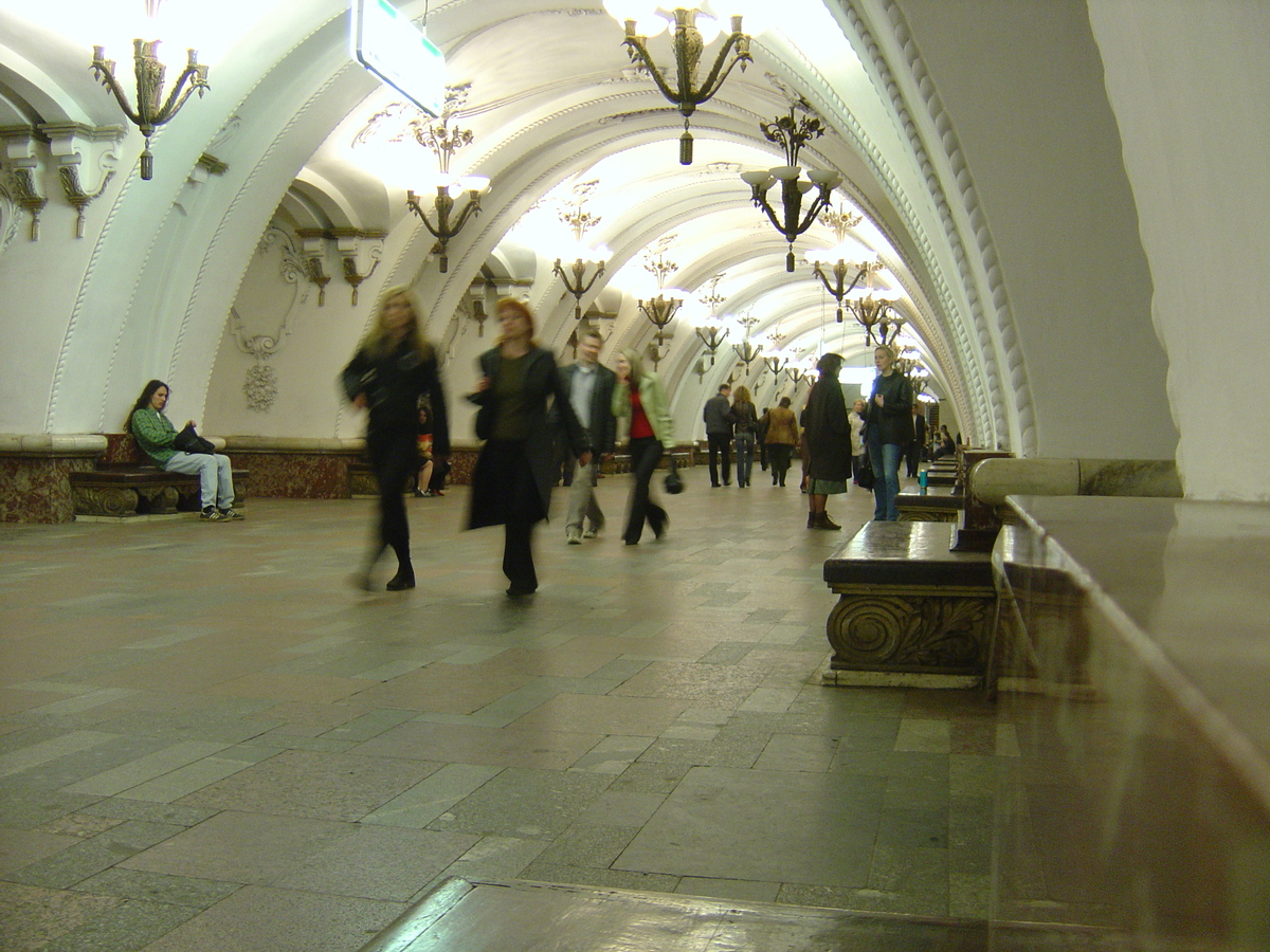 รูปถ่าย รัสเซีย(Russia) มอสโก(Moscow) รถไฟใต้ดิน(Subway) 2005-04 7
