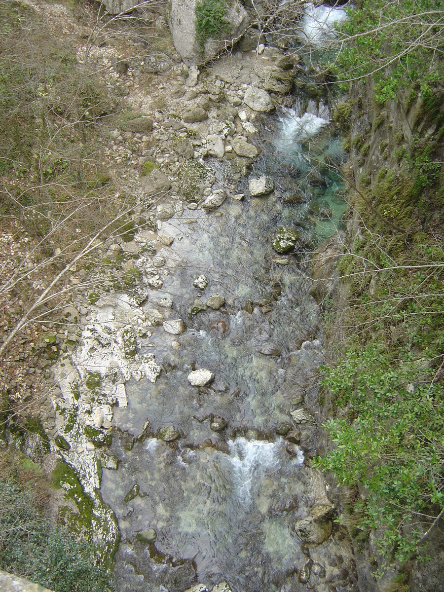 รูปถ่าย ฝรั่งเศส(France) หุบผาชันลู(Gorges du Loup) 2006-02 3