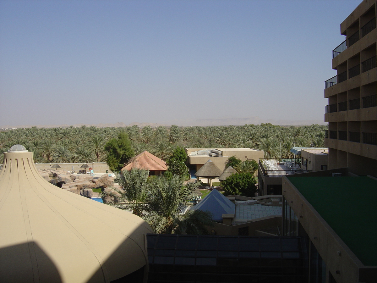 รูปถ่าย สหรัฐอาหรับเอมิเรตส์(United Arab Emirates) อาเลอิน(Al Ain) โรงแรมอินเตอร์คอนติเนนตัล(Intercontinental Hotel) 2005-11 10