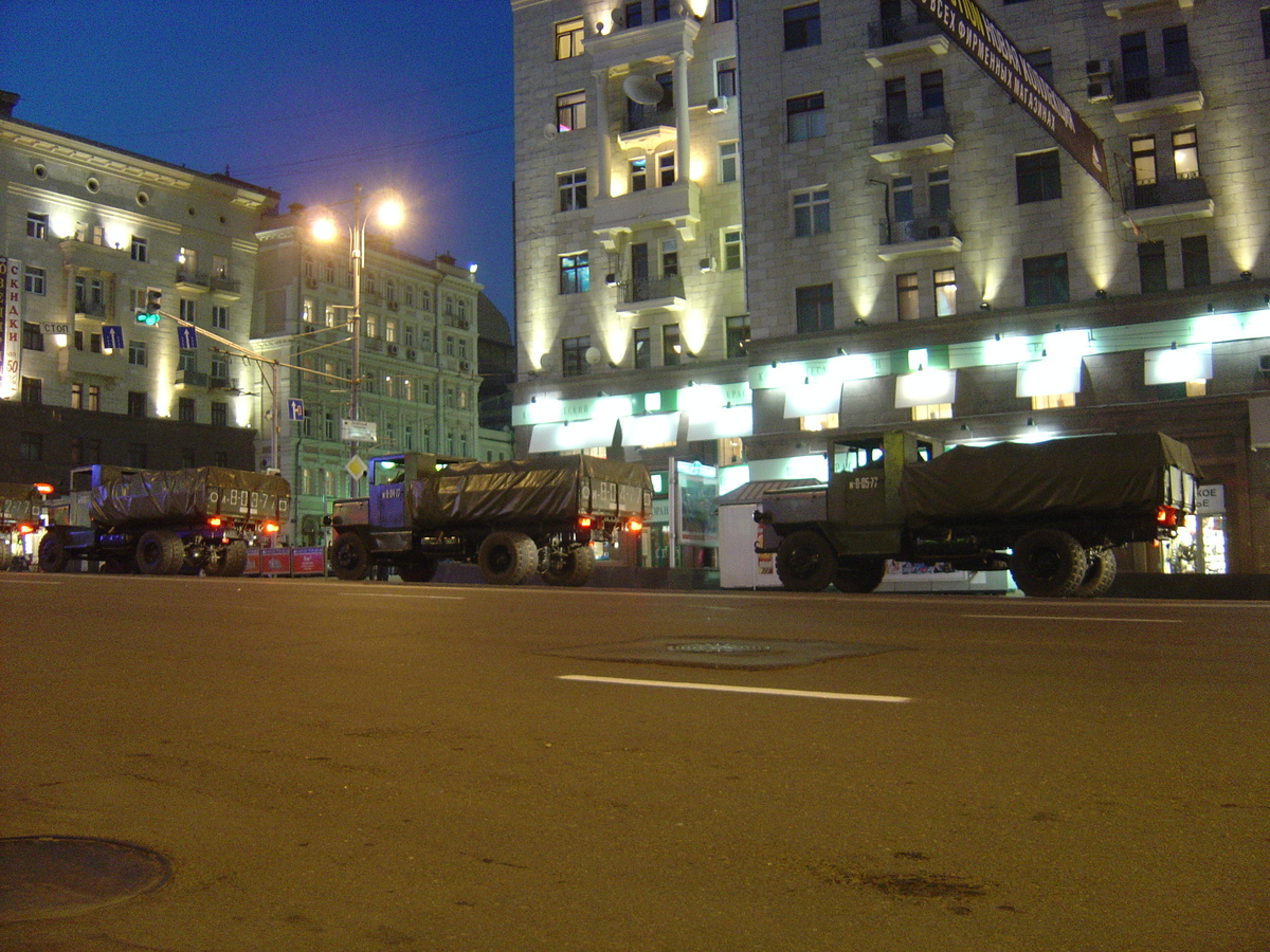 รูปถ่าย รัสเซีย(Russia) มอสโก(Moscow) ถนนตแวร์สกายา(Tverskaya Street) 2005-04 156