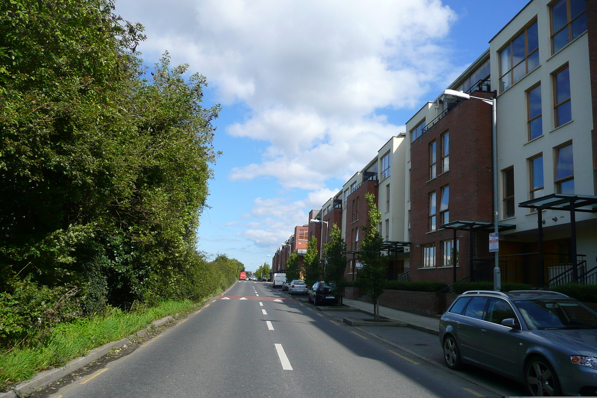 รูปถ่าย ไอร์แลนด์(Ireland) ดับลิน(Dublin) ถนนเลียบแม่น้ำ(River road) 2008-09 20