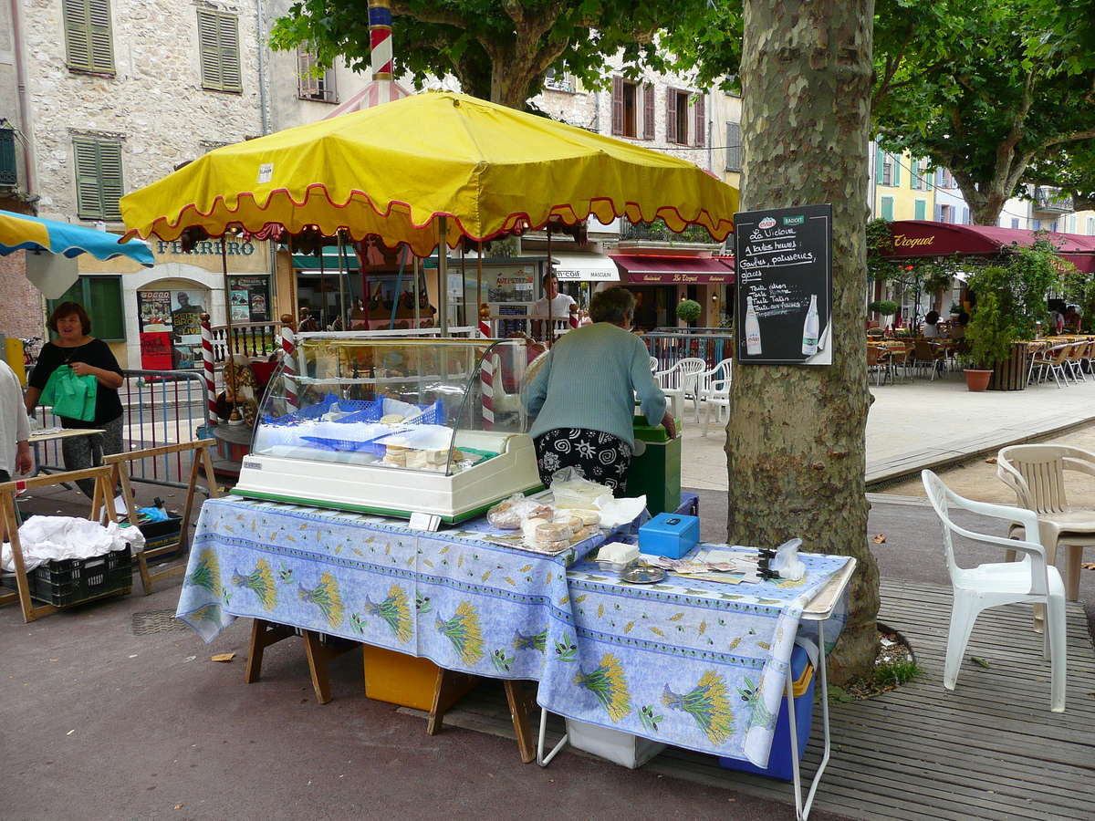 รูปถ่าย ฝรั่งเศส(France) วังซ์(Vence) จัตุรัสกร็องฌาร์แด็ง(Place du Grand Jardin) 2007-07 14
