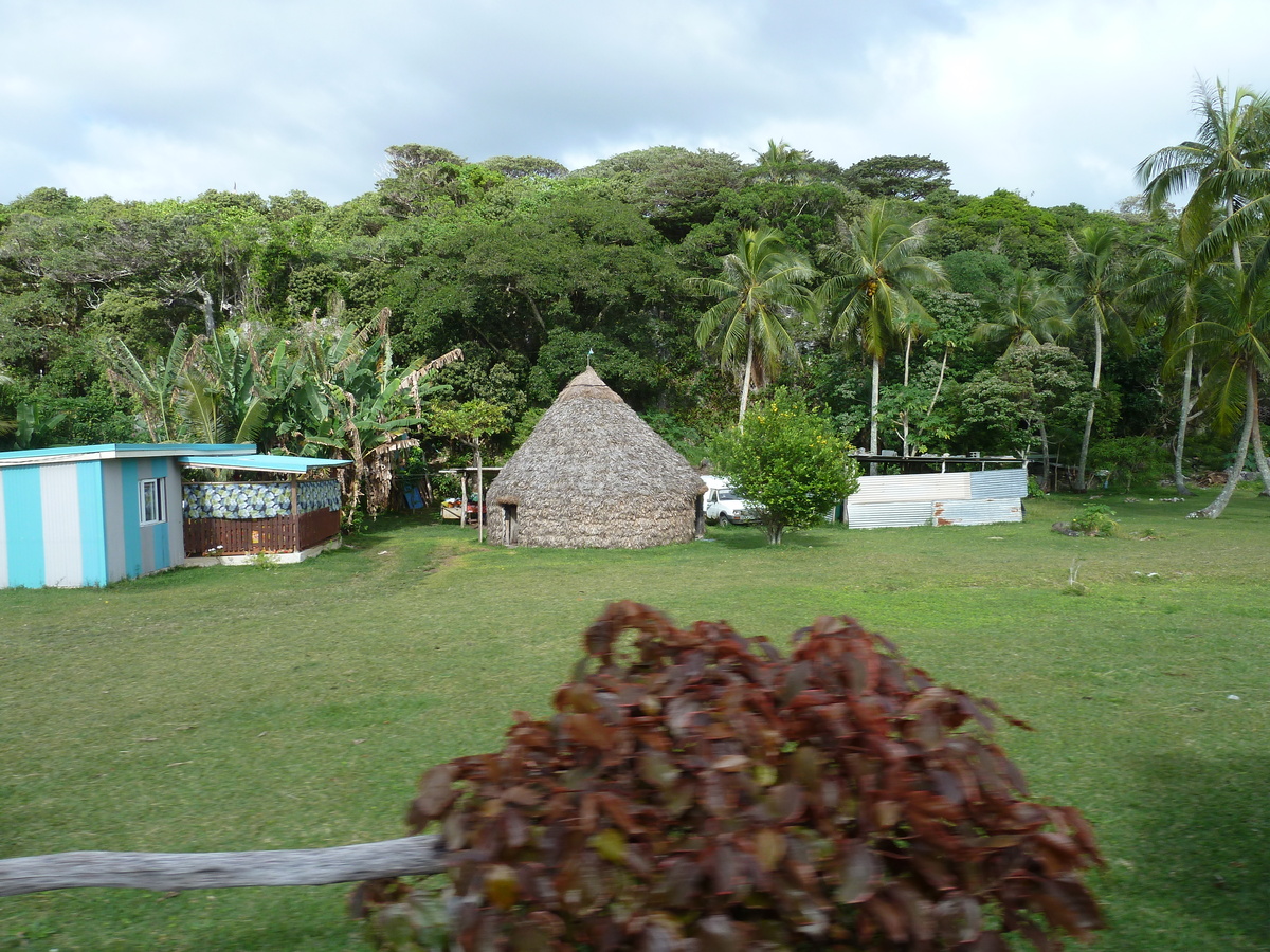 รูปถ่าย นิวแคลิโดเนีย(New Caledonia) เกาะลีฟู(Lifou) โยซิป(Josip) 2010-05 25