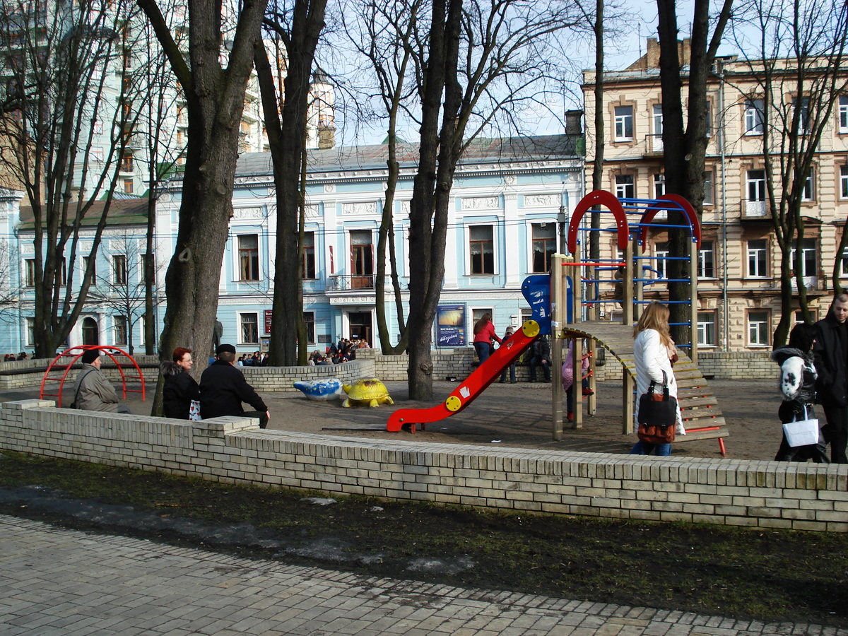 รูปถ่าย ยูเครน(Ukraine) เคียฟ(Kiev) เชฟเชนกา(Shevchenka) 2007-03 55