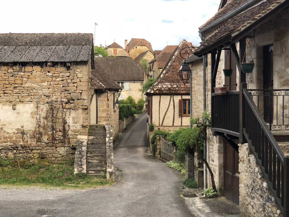 รูปถ่าย ฝรั่งเศส(France) กาเรนนัก(Carennac) 2018-04 128