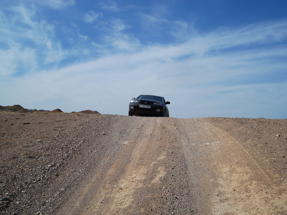 รูปถ่าย คาซัคสถาน(Kazakhstan) หุบผาชารึน(Charyn Canyon) 2007-03 25