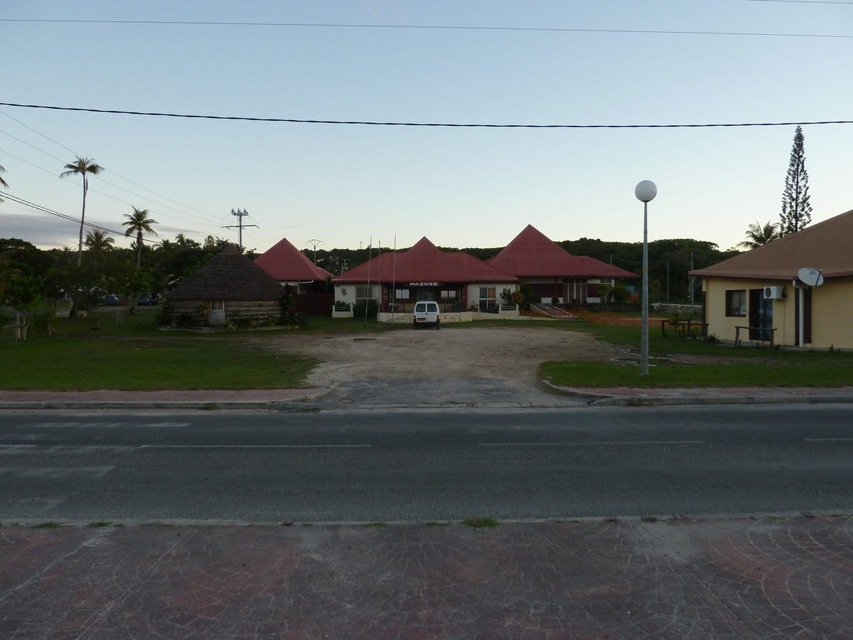รูปถ่าย นิวแคลิโดเนีย(New Caledonia) เกาะลีฟู(Lifou) เว(We) 2010-05 14