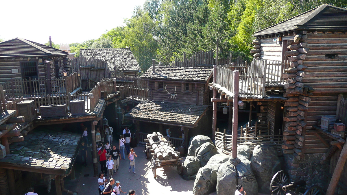 รูปถ่าย ฝรั่งเศส(France) ดิสนีย์แลนด์ปารีส(Disneyland Paris) ตำนานแห่งแดนตะวันตก(Legends of the wild west) 2007-07 25