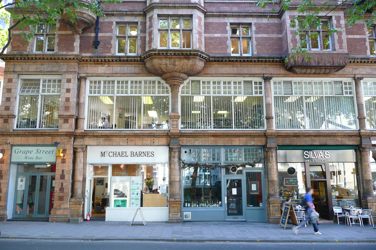 รูปถ่าย อังกฤษ(United Kingdom) ลอนดอน(London) ถนนแชฟตส์เบอรี(Shaftesbury Avenue) 2007-09 13