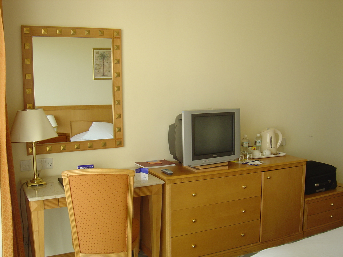 รูปถ่าย สหรัฐอาหรับเอมิเรตส์(United Arab Emirates) อาเลอิน(Al Ain) โรงแรมฮิลตัน(Hilton Hotel) 2005-03 3