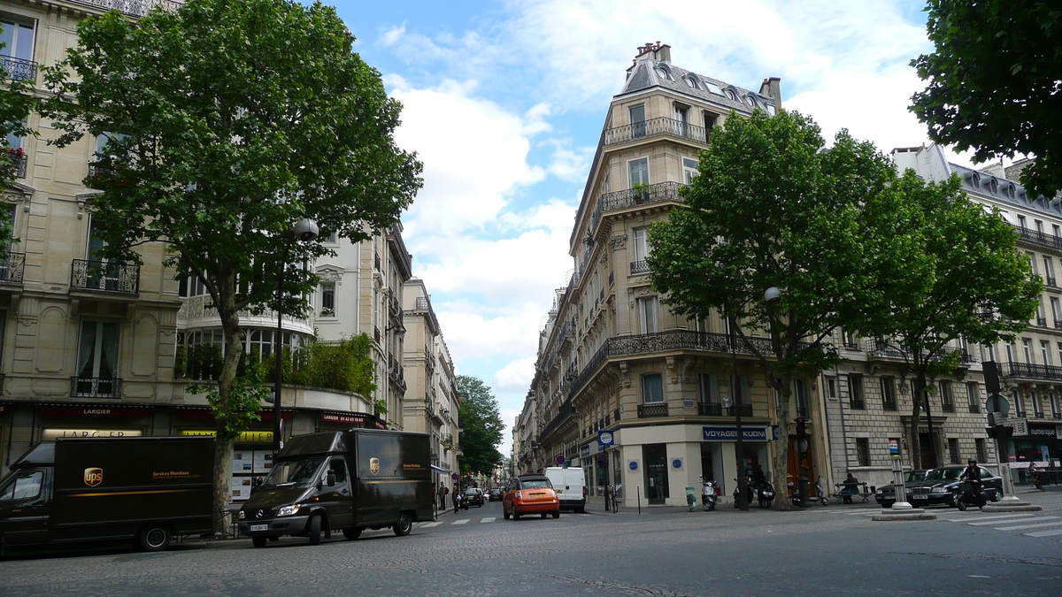 รูปถ่าย ฝรั่งเศส(France) ปารีส(Paris) บูเลอวาร์ด  มาเลแอร์บ(Boulevard Malesherbes) 2007-05 36
