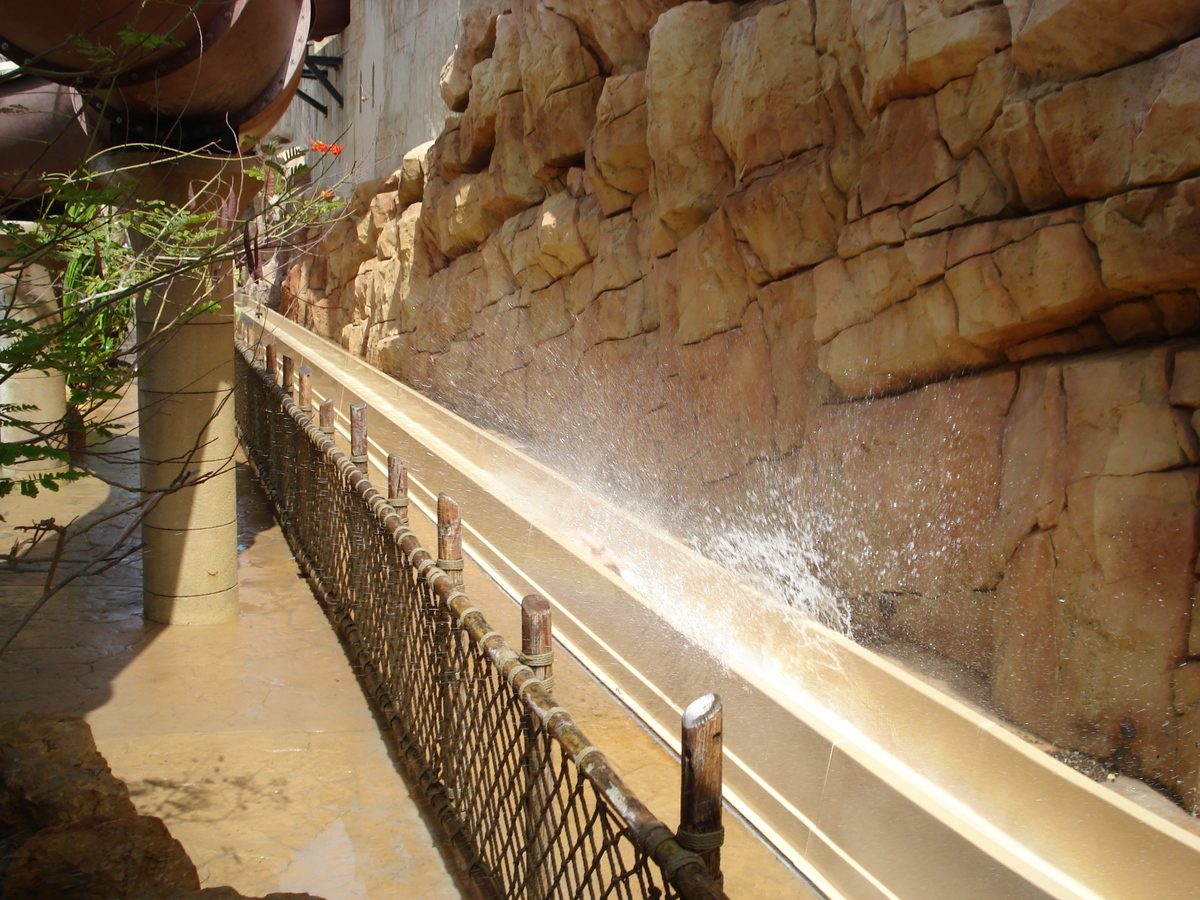 รูปถ่าย สหรัฐอาหรับเอมิเรตส์(United Arab Emirates) ดูไบ(Dubai) สวนน้ำไวลด์วาดี(Wild Wadi) 2007-03 225