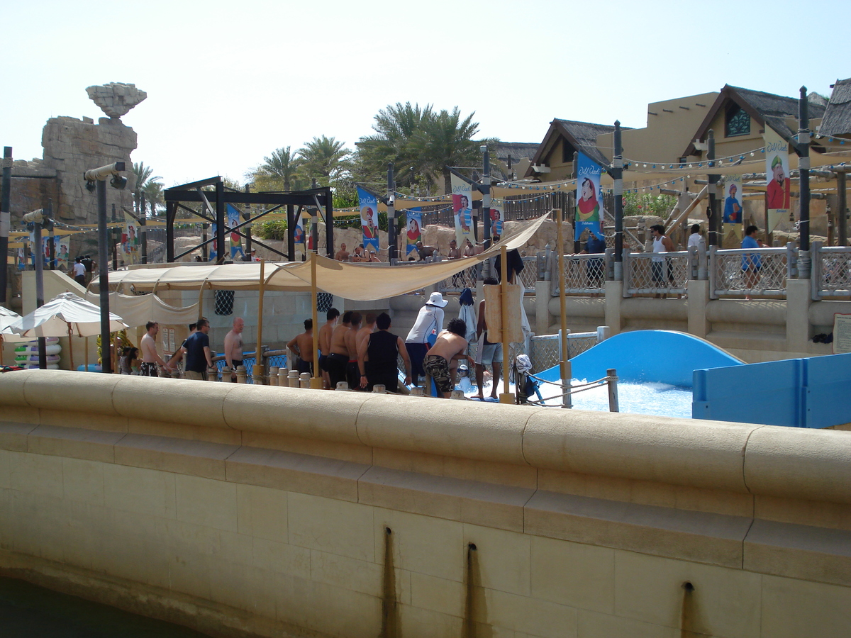 รูปถ่าย สหรัฐอาหรับเอมิเรตส์(United Arab Emirates) ดูไบ(Dubai) สวนน้ำไวลด์วาดี(Wild Wadi) 2007-03 232