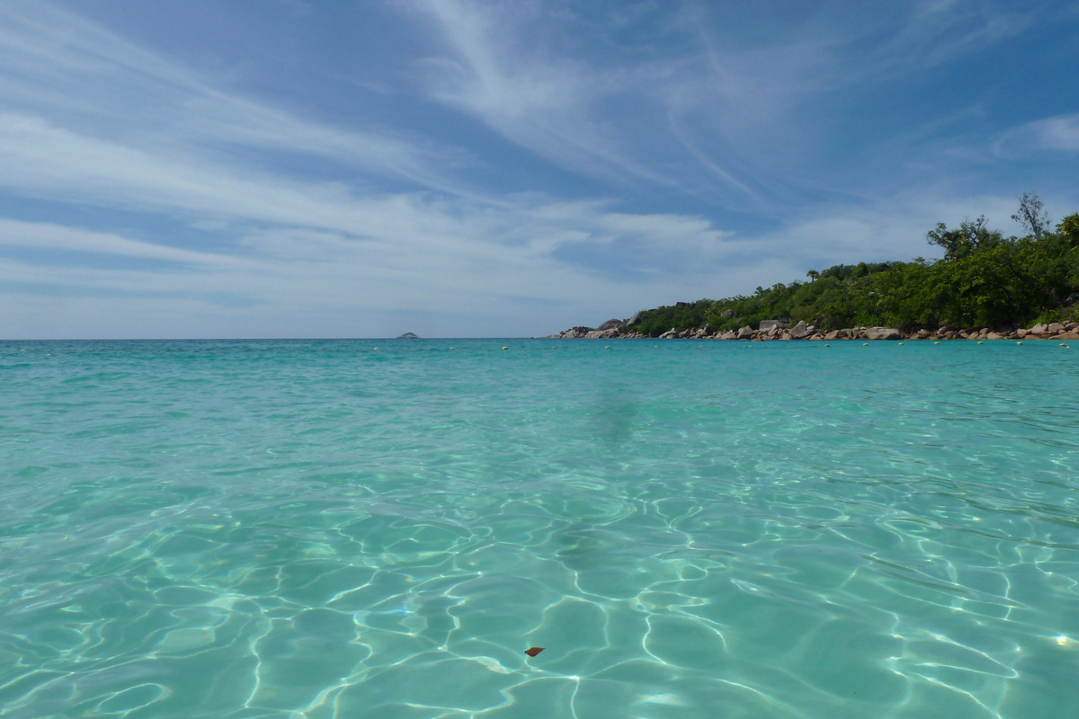 รูปถ่าย เซเชลส์(Seychelles) อ่าวอ็องส์ลาซิโอ(Anse Lazio) 2011-10 12