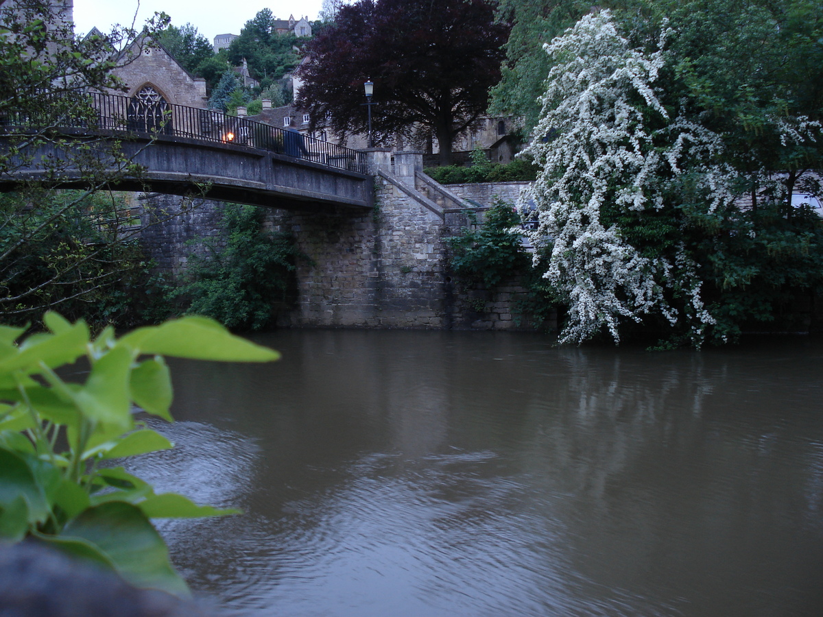 รูปถ่าย อังกฤษ(United Kingdom) แบรดฟอร์ดออนเอวอน(Bradford on Avon) 2006-05 6