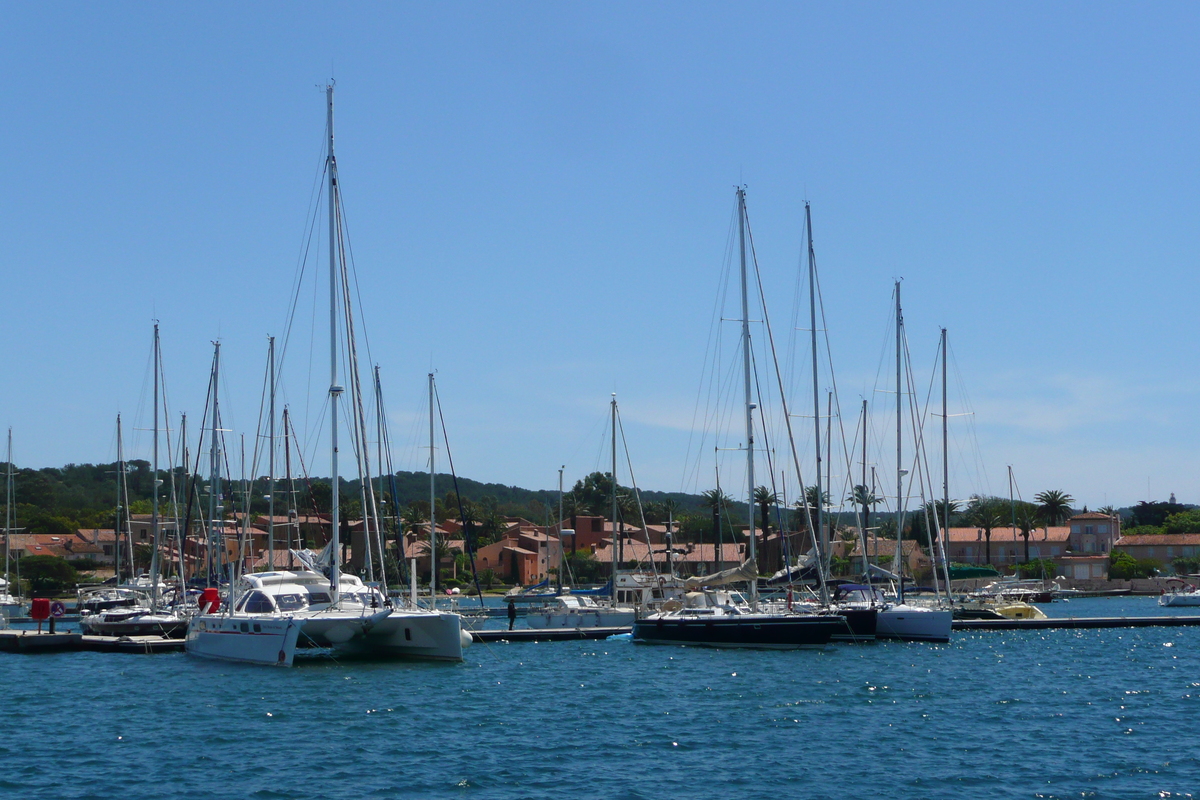 รูปถ่าย ฝรั่งเศส(France) เกาะปอร์เกอรอล(Porquerolles Island) ท่าเรือปอร์เกอรอล(Porquerolles harbour) 2008-05 22