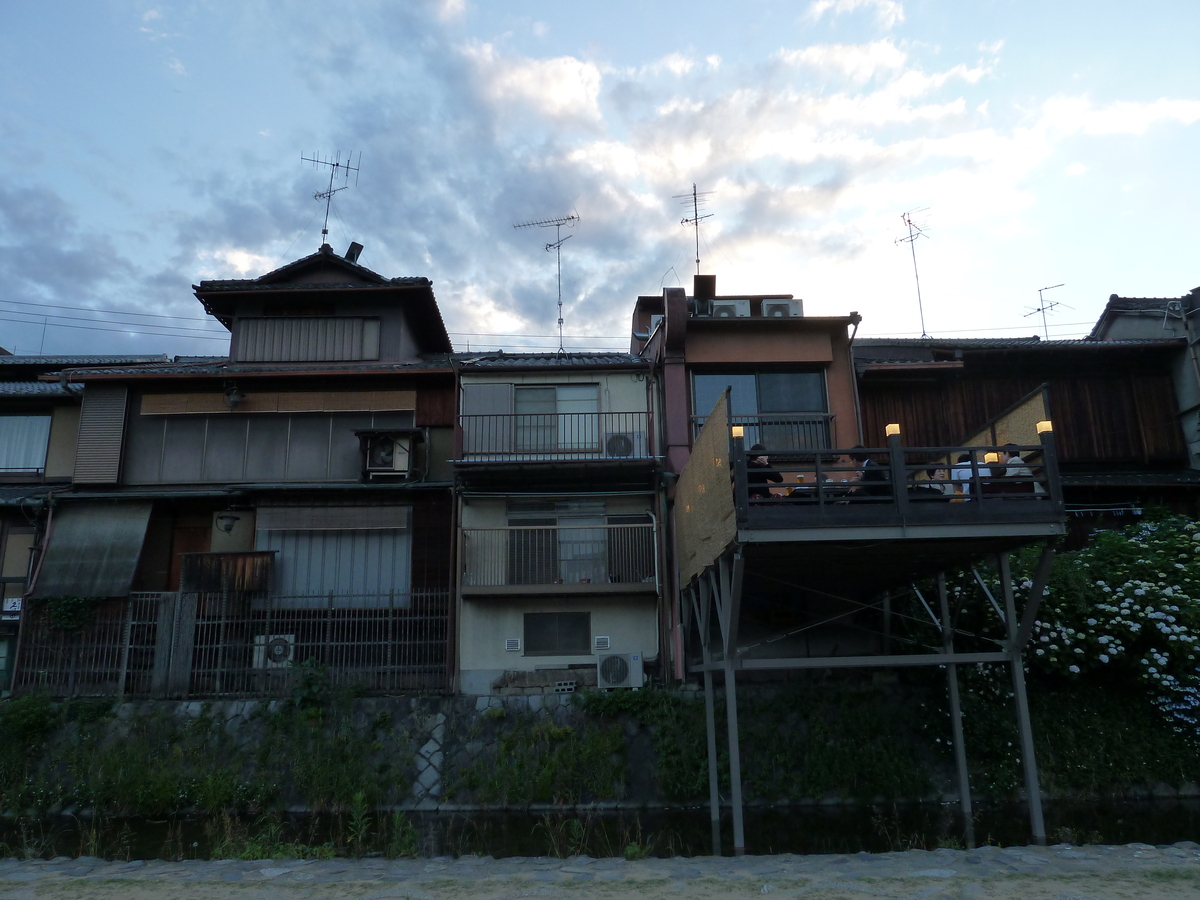 รูปถ่าย ญี่ปุ่น(Japan) เกียวโต(Kyoto) แม่น้ำคาโมะ(Kamo River) 2010-06 1