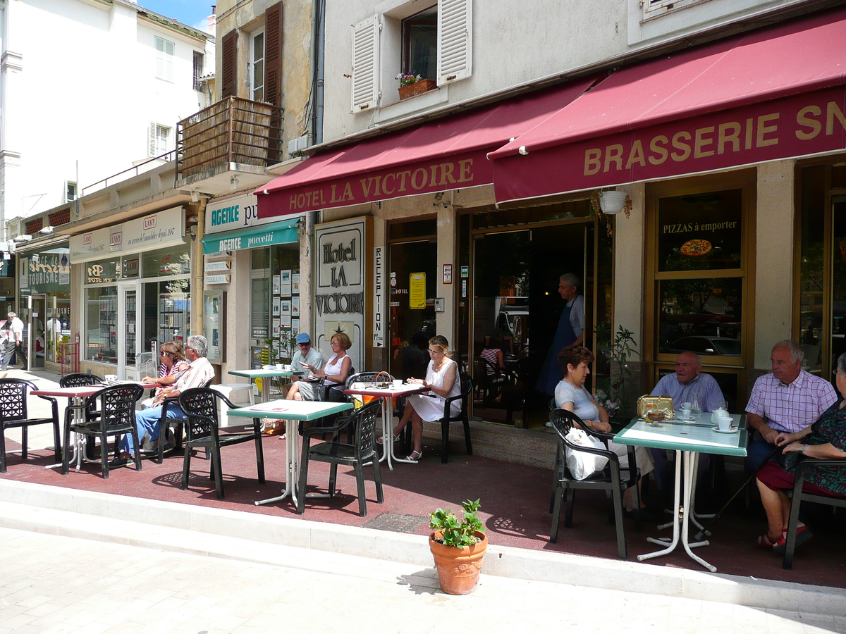 รูปถ่าย ฝรั่งเศส(France) วังซ์(Vence) จัตุรัสกร็องฌาร์แด็ง(Place du Grand Jardin) 2007-07 5