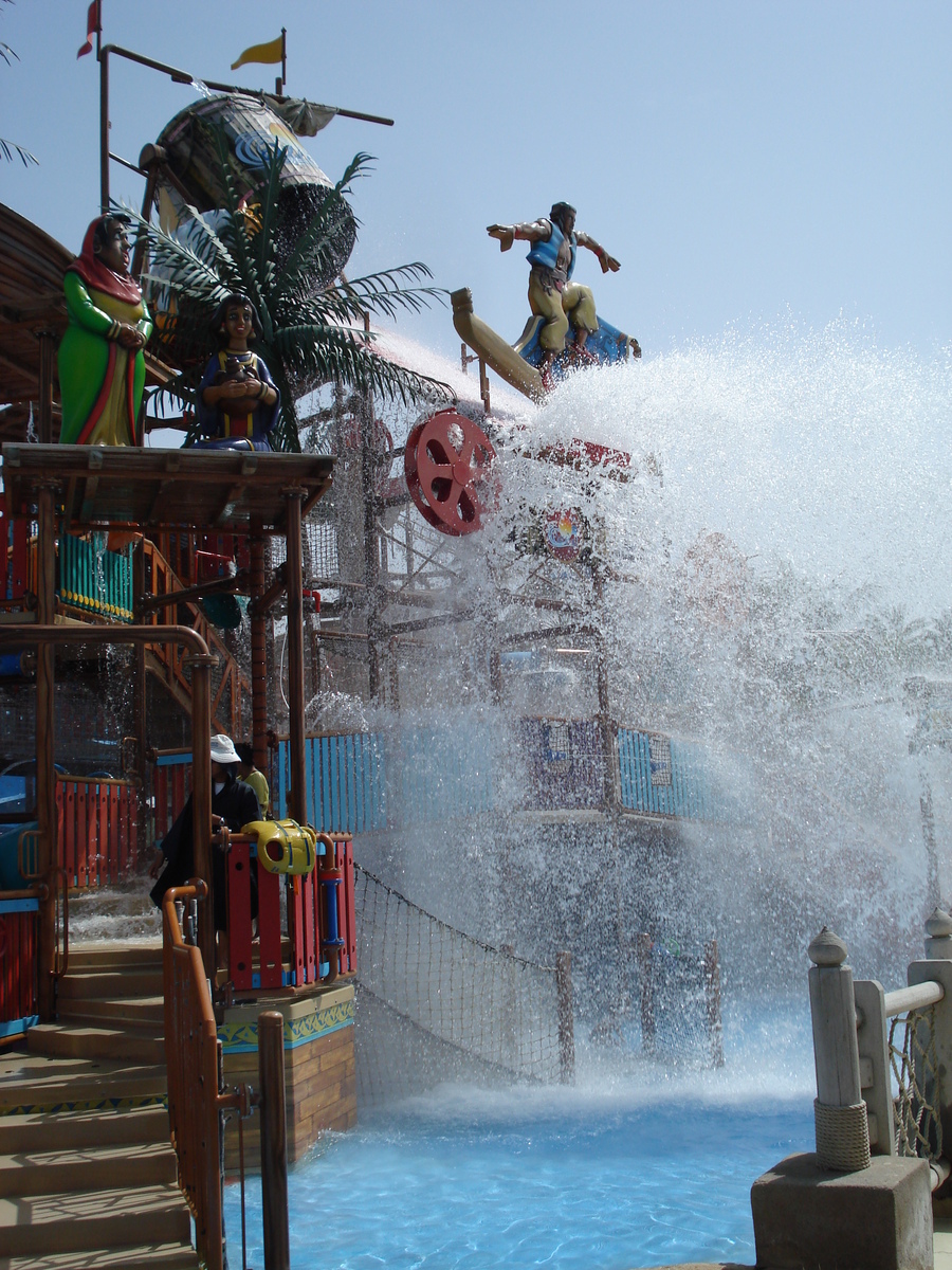 รูปถ่าย สหรัฐอาหรับเอมิเรตส์(United Arab Emirates) ดูไบ(Dubai) สวนน้ำไวลด์วาดี(Wild Wadi) 2007-03 179