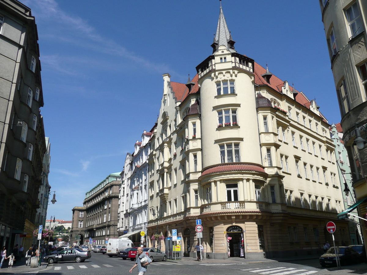 รูปถ่าย สาธารณรัฐเช็ก(Czech Republic) ปราก(Prague) กาโปรวา(Kaprova) 2007-07 15