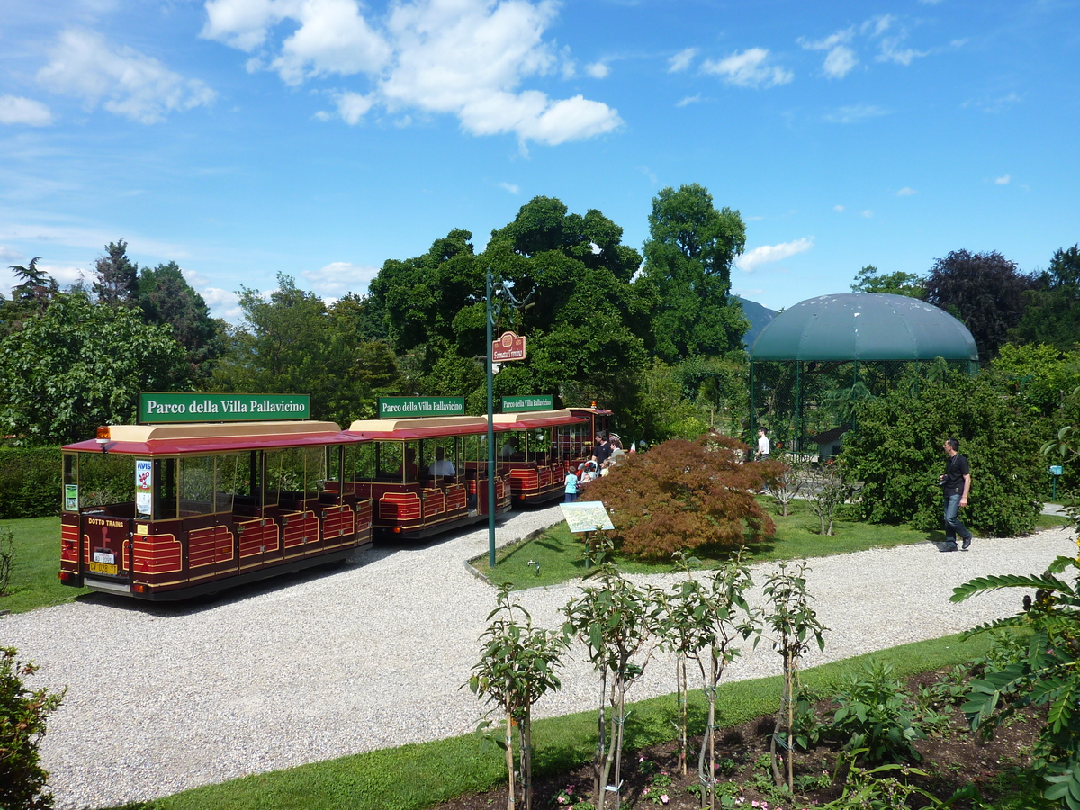 รูปถ่าย อิตาลี(Italy) วิลลาปัลลาวีชีโน(Villa Pallavicino) 2009-06 30