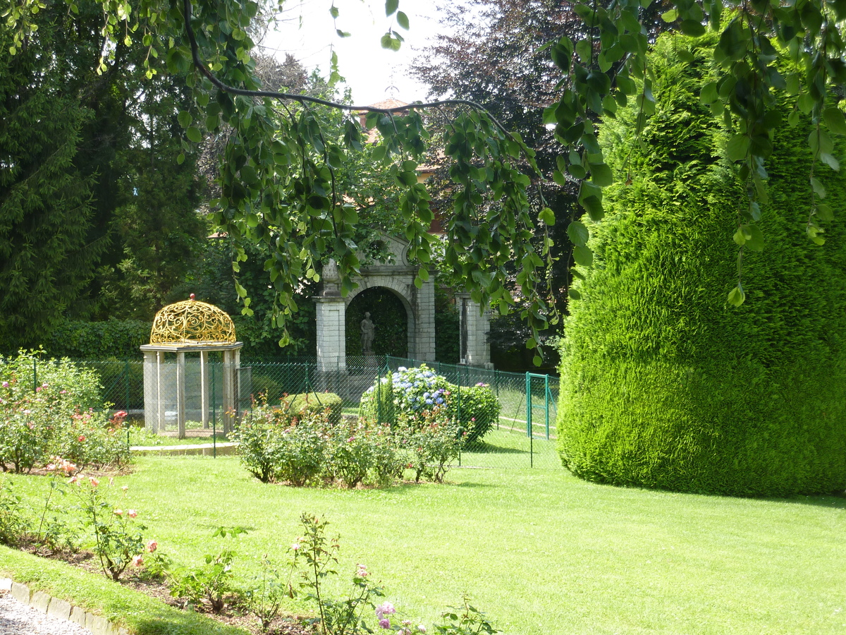 รูปถ่าย อิตาลี(Italy) วิลลาปัลลาวีชีโน(Villa Pallavicino) 2009-06 4