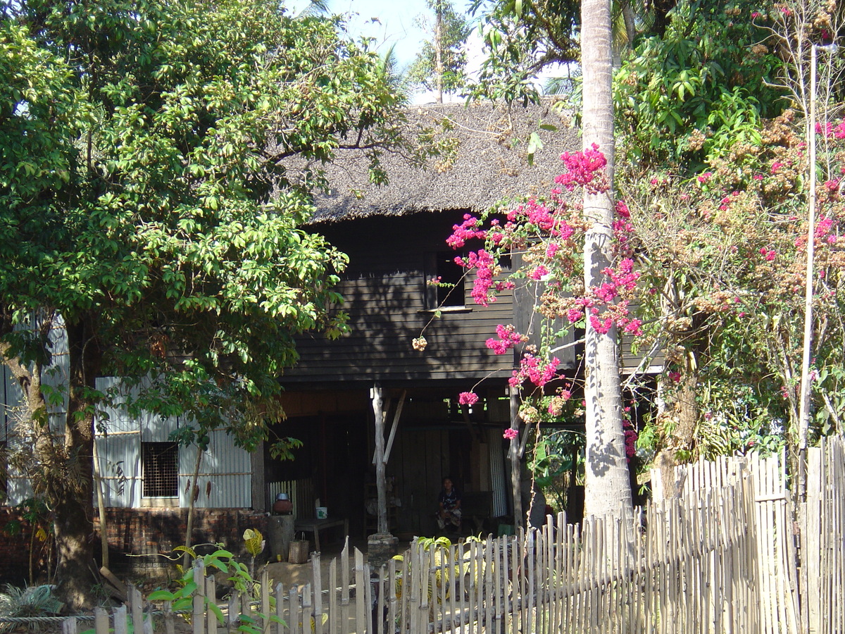 รูปถ่าย พม่า(Myanmar) มะริด(Myeik (Mergui)) 2005-01 11
