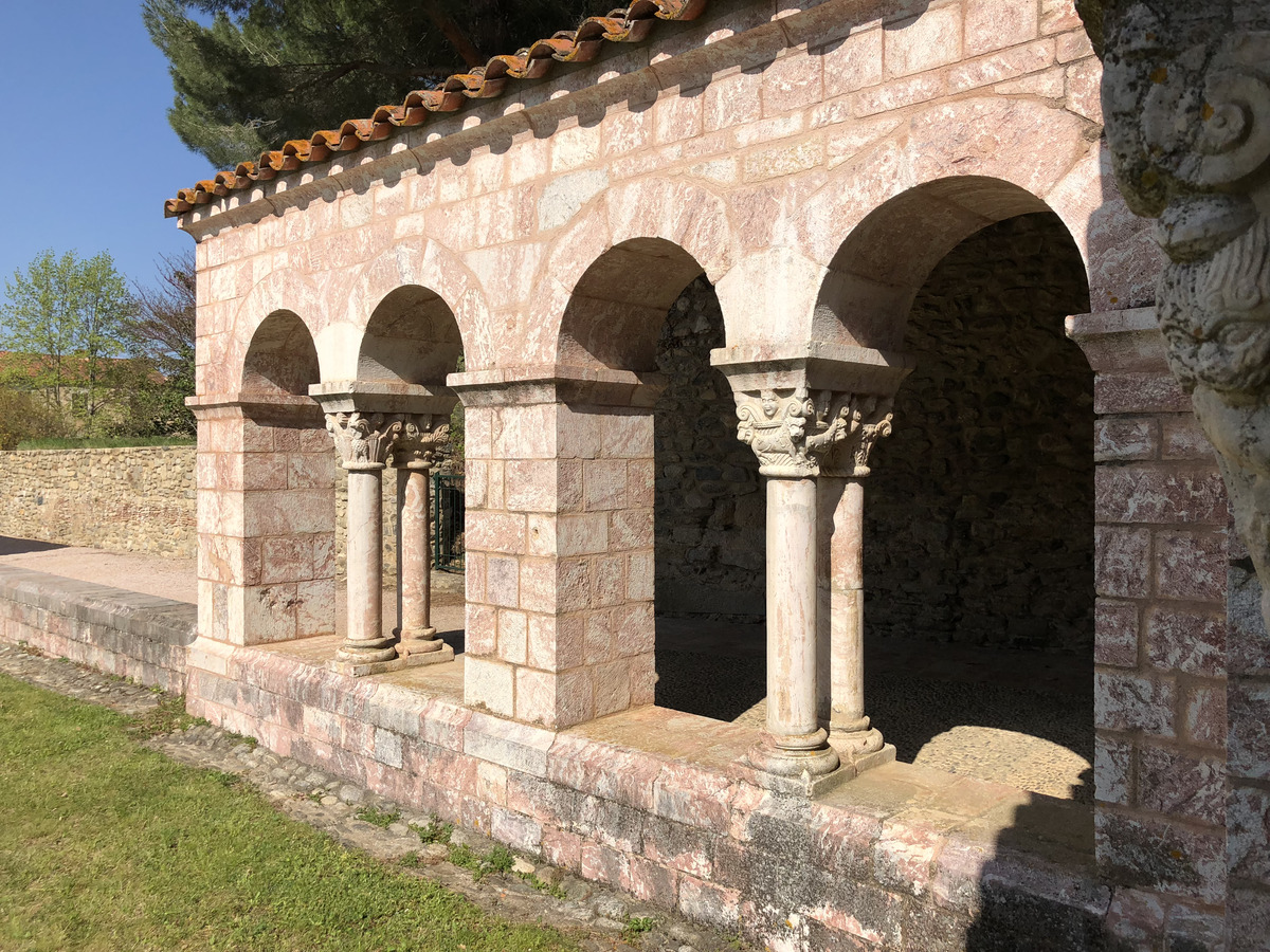 รูปถ่าย ฝรั่งเศส(France) แอบบีแซ็งมีแชลเดอกุกซา(Abbaye Saint-Michel de Cuxa) 2018-04 4