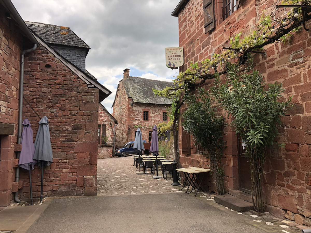 รูปถ่าย ฝรั่งเศส(France) กอลงฌ์-ลา-รูฌ(Collonges la Rouge) 2018-04 63