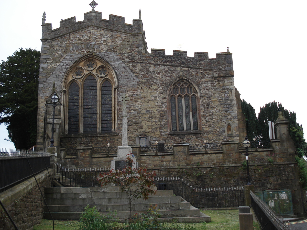 รูปถ่าย อังกฤษ(United Kingdom) ฮาร์เวอร์ฟอร์ดเวสท์(Haverfordwest) 2006-05 1