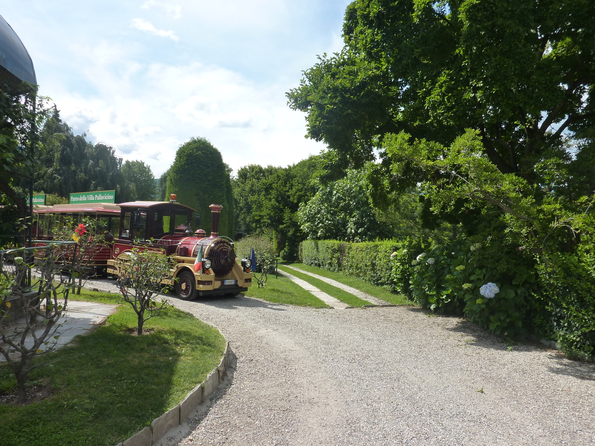 รูปถ่าย อิตาลี(Italy) วิลลาปัลลาวีชีโน(Villa Pallavicino) 2009-06 96