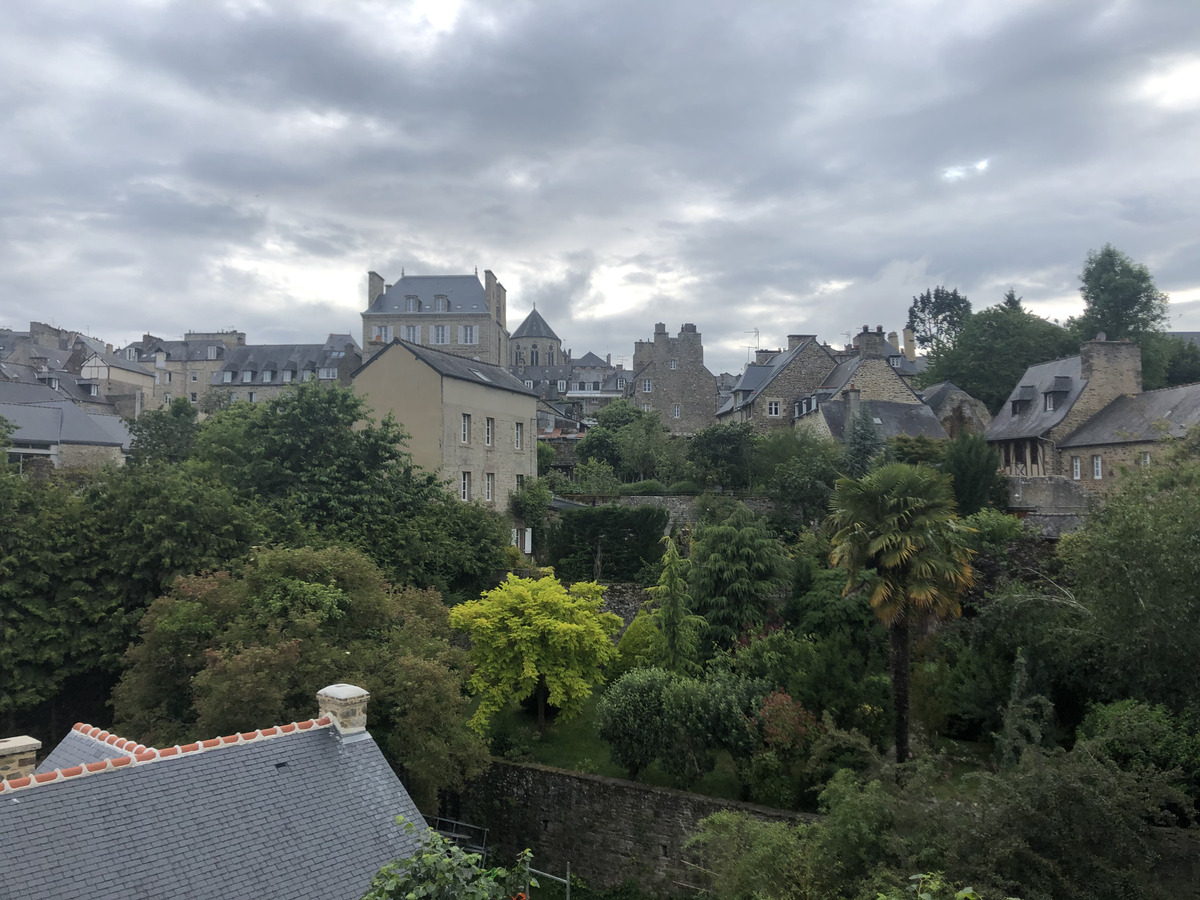 รูปถ่าย ฝรั่งเศส(France) ดีน็อง(Dinan) 2020-06 72