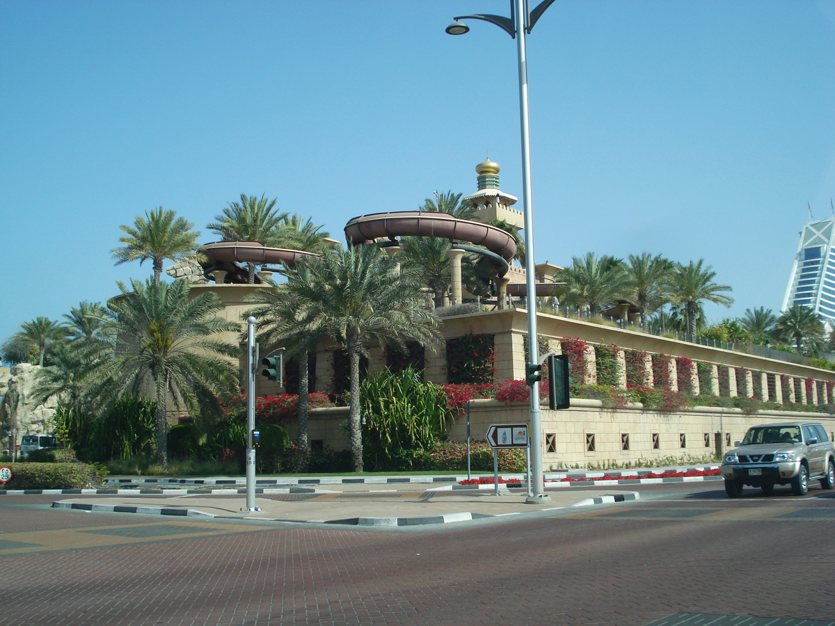 รูปถ่าย สหรัฐอาหรับเอมิเรตส์(United Arab Emirates) ดูไบ(Dubai) สวนน้ำไวลด์วาดี(Wild Wadi) 2007-03 29