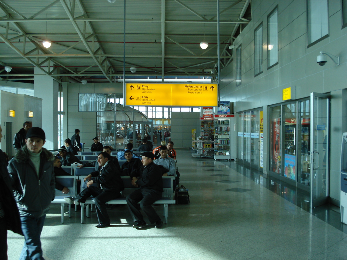 รูปถ่าย คาซัคสถาน(Kazakhstan) ท่าอากาศยานอัลมาตี(Almaty Airport) 2007-03 25