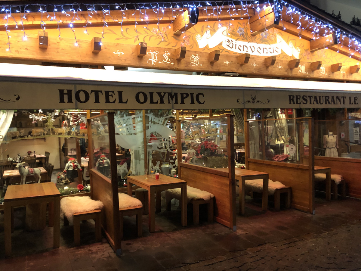 รูปถ่าย สวิสเซอร์แลนด์(Switzerland) ครองส์-มงตานา(Crans Montana) 2020-12 550