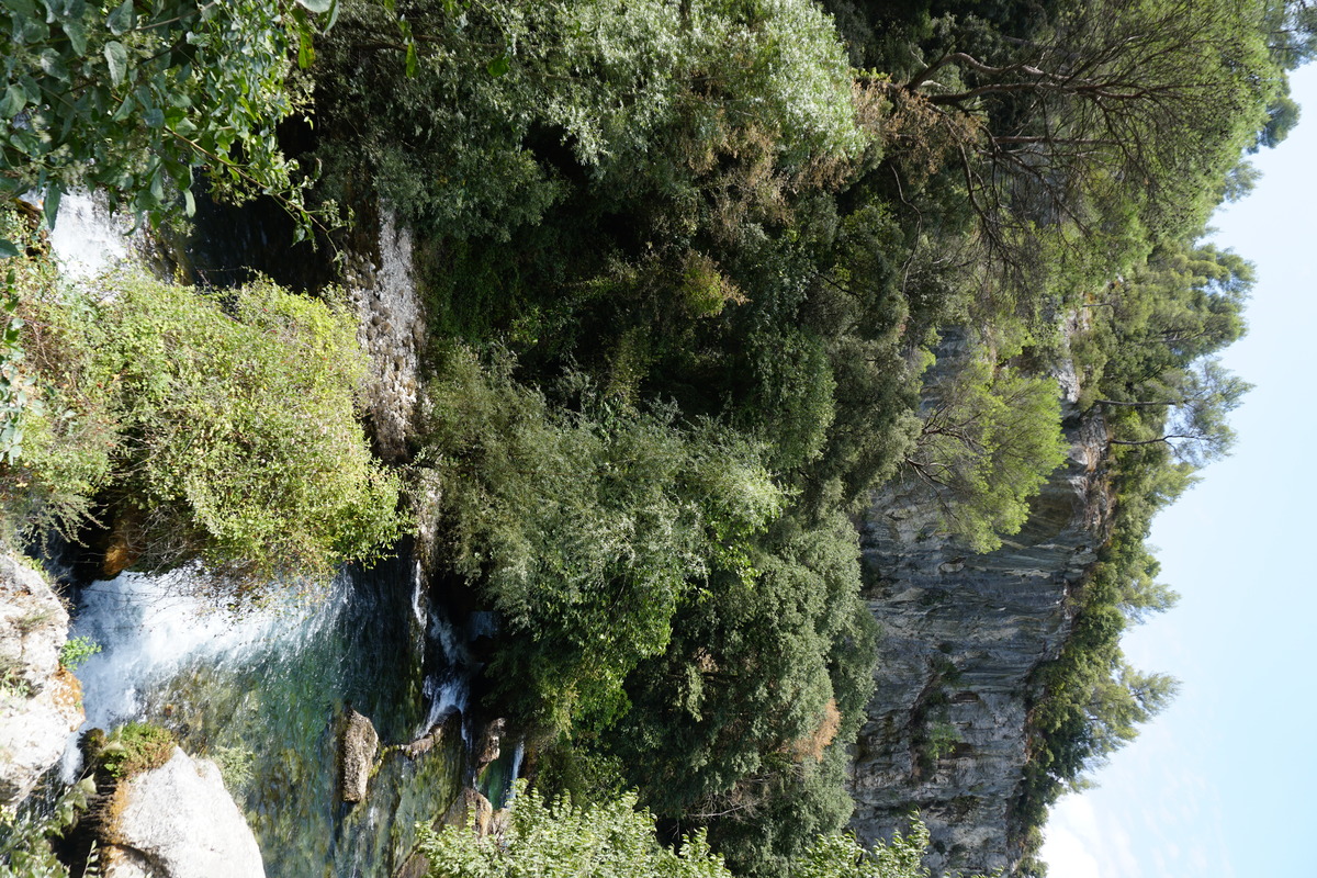 รูปถ่าย ฝรั่งเศส(France) ฟงแตน-เดอ-โวกลูซ(Fontaine-de-Vaucluse) 2017-08 60