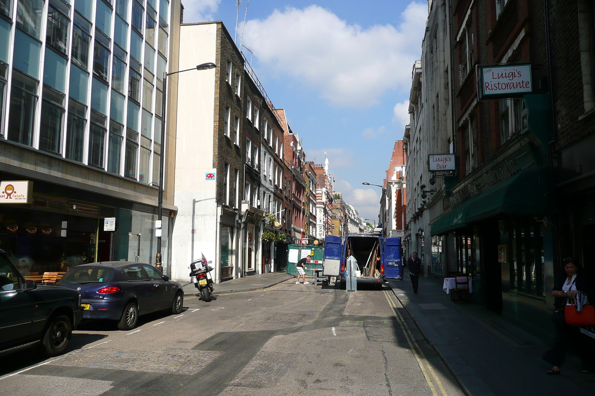 รูปถ่าย อังกฤษ(United Kingdom) ลอนดอน(London) ถนนวอร์ดอร์(Wardour Street) 2007-09 40