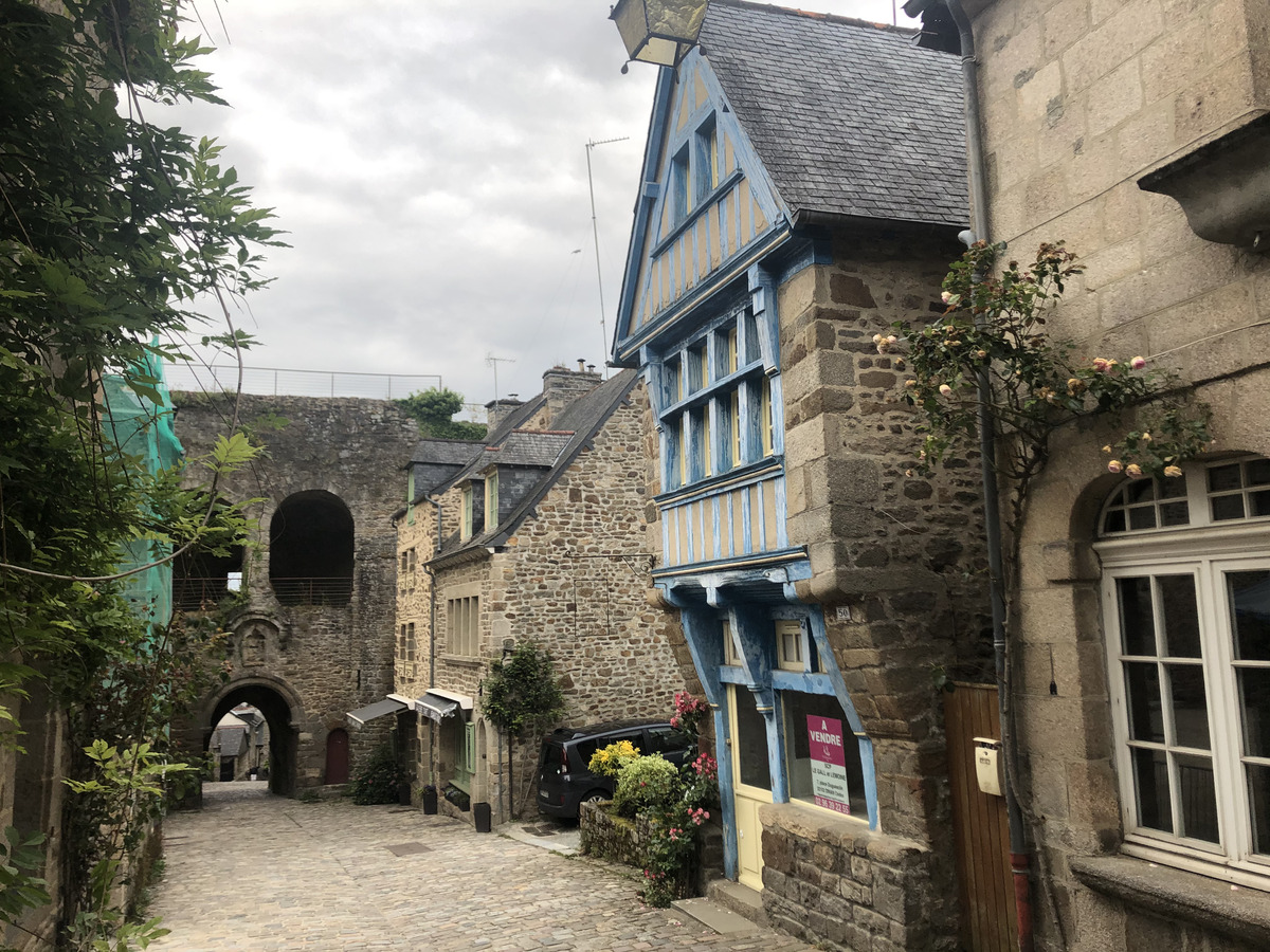 รูปถ่าย ฝรั่งเศส(France) ดีน็อง(Dinan) 2020-06 92