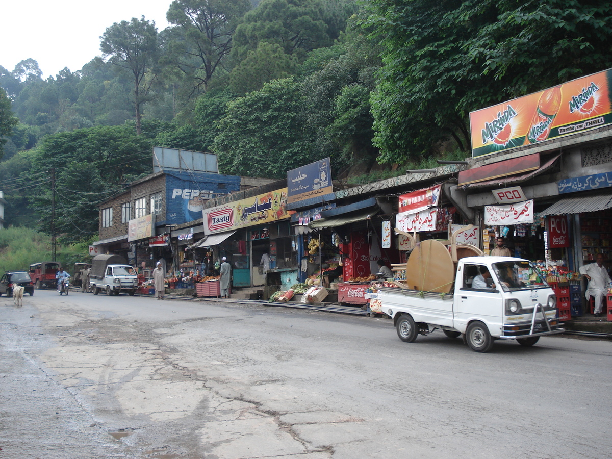 รูปถ่าย ปากีสถาน(Pakistan) ถนนจากอิสลามาบัดไปมัรรี(Islamabad to Murree road) 2006-08 95
