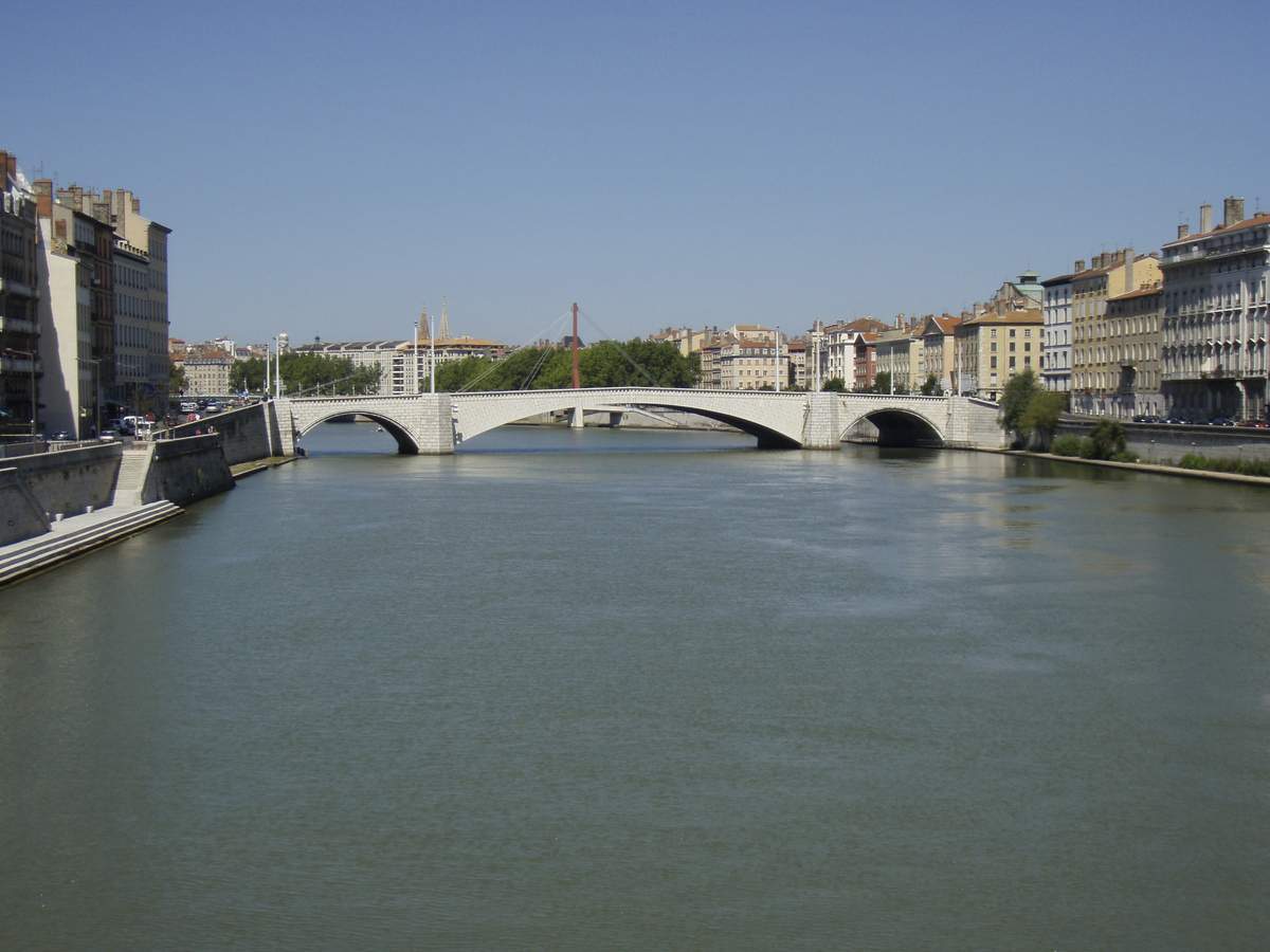 รูปถ่าย ฝรั่งเศส(France) ลีอง(Lyon) 2007-08 17