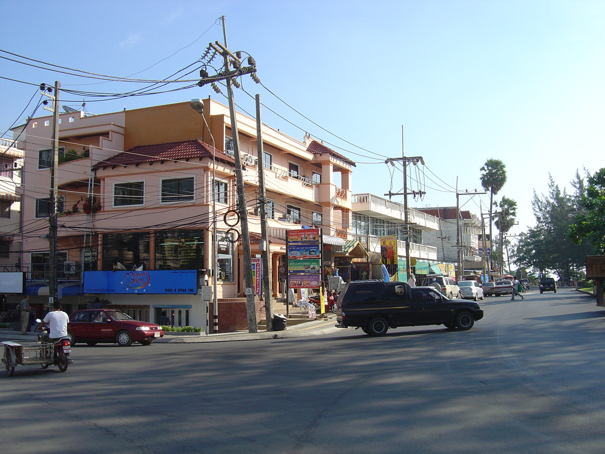 รูปถ่าย ไทย(Thailand) ภูเก็ต(Phuket) หาดกะรน(Karon Beach) 2005-12 39