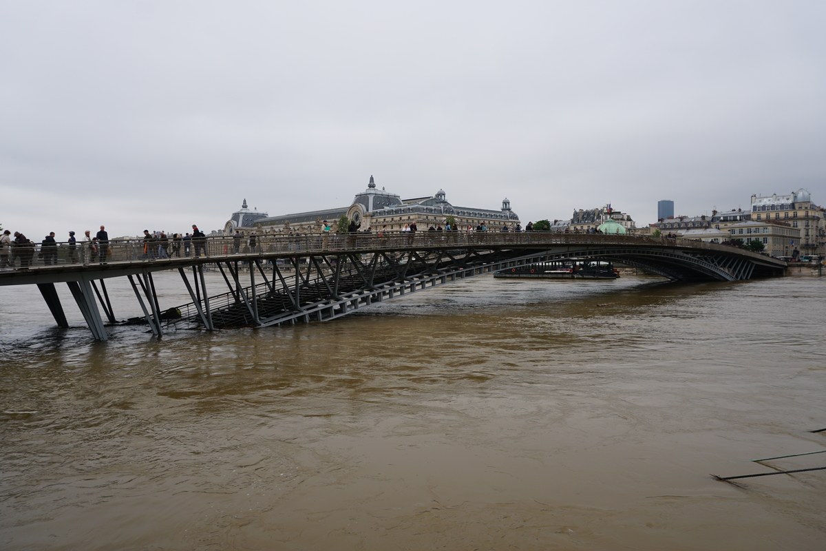 รูปถ่าย ฝรั่งเศส(France) ปารีส(Paris) แม่น้ำแซน(Seine river) 2016-06 11