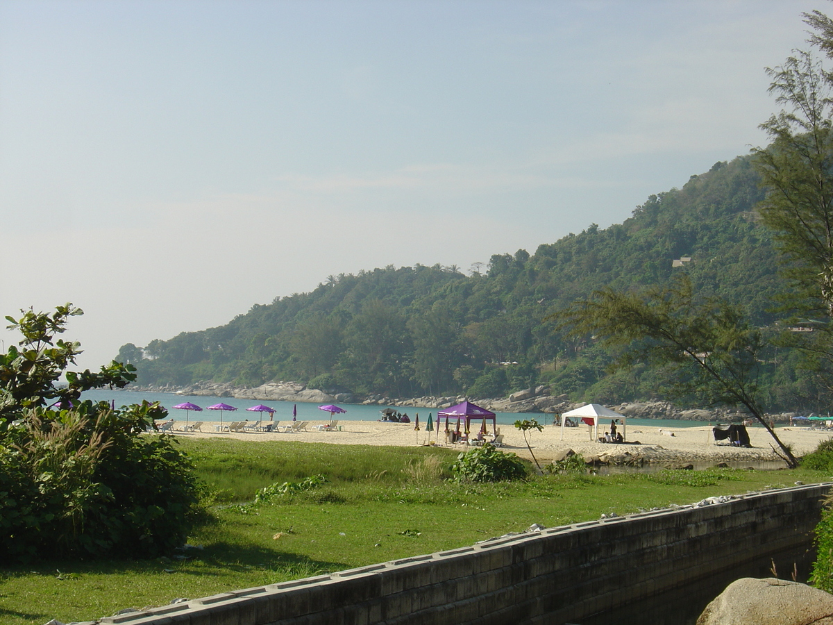 รูปถ่าย ไทย(Thailand) ภูเก็ต(Phuket) หาดกะรน(Karon Beach) 2005-12 32
